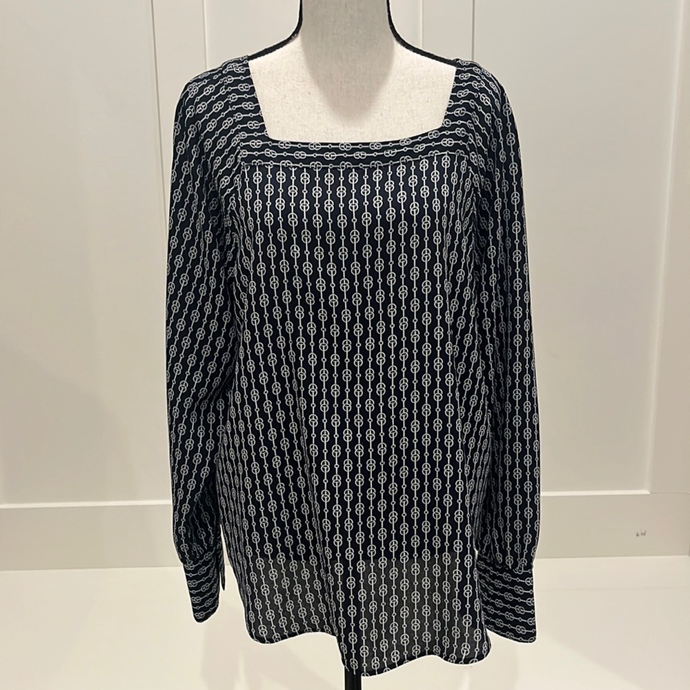 Ann Taylor LS Top
